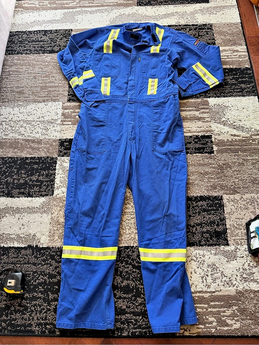 Men’s construction / mechanic Dakota FR Coveralls in Blue